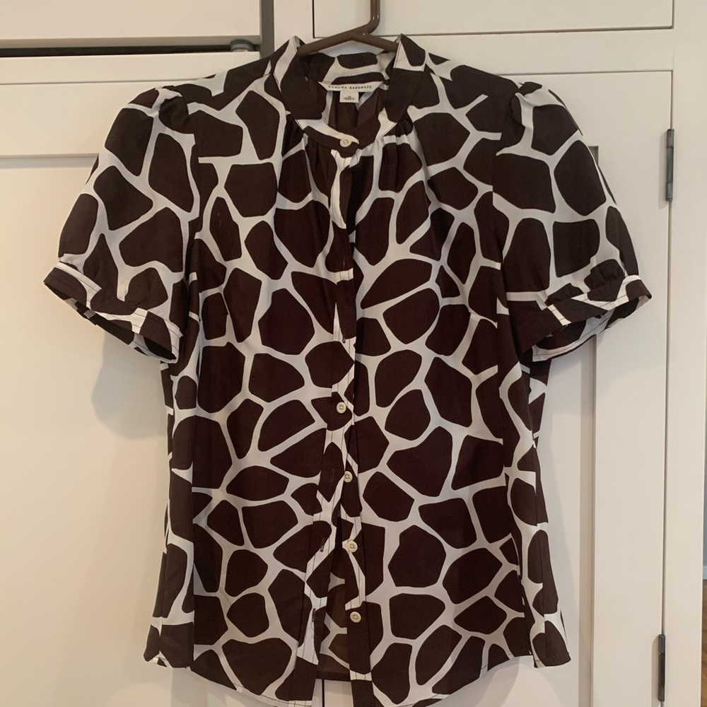 Giraffe print Brown &Cream silk button down
